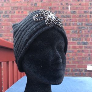 Warm & Glamorous Headband for Cold Weather
